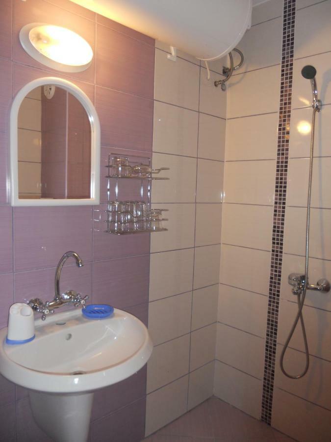Guest House "Tania" Ahtopol Exterior photo